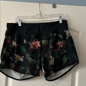 Oiselle Athletica Black Floral Women's Athletic Shorts